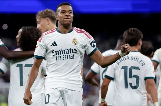 Kembali ke Bernabéu! Real Madrid Pesta Gol 4-1 atas Real Sociedad Lewat Hat-trick Mbappé  — Olahraga